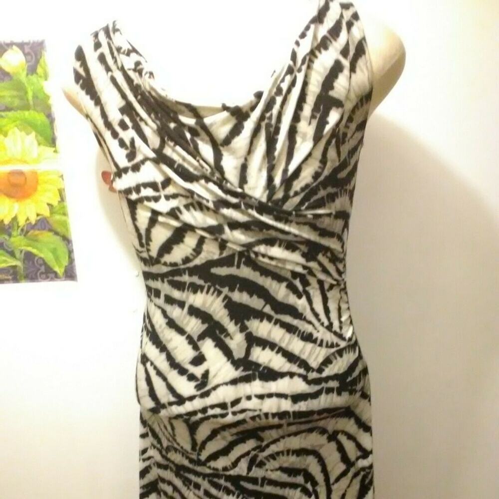 Kenneth Cole New York Sleeveless Ladies Geo Print M